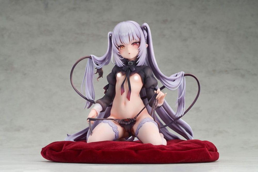 Original Character PVC Statue 1/6 Chloe Illustrated by Tamanokedama 18cm